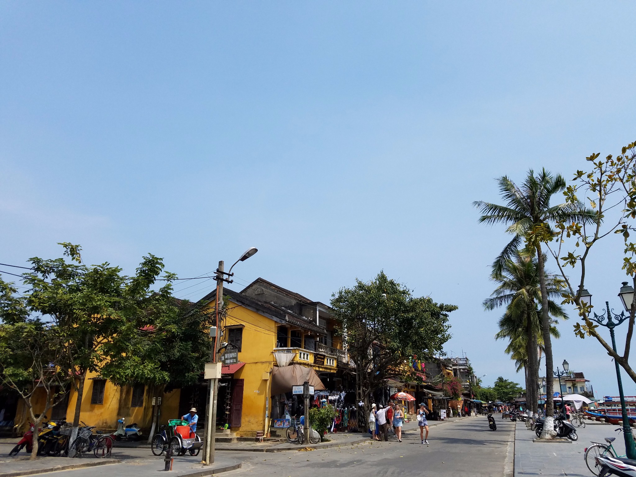 三线城市一天gdp_中国城市gdp排名2020(3)