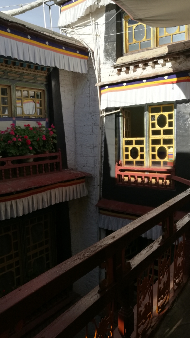 拉萨赤江拉让藏式宾馆预订,拉萨赤江拉让藏式