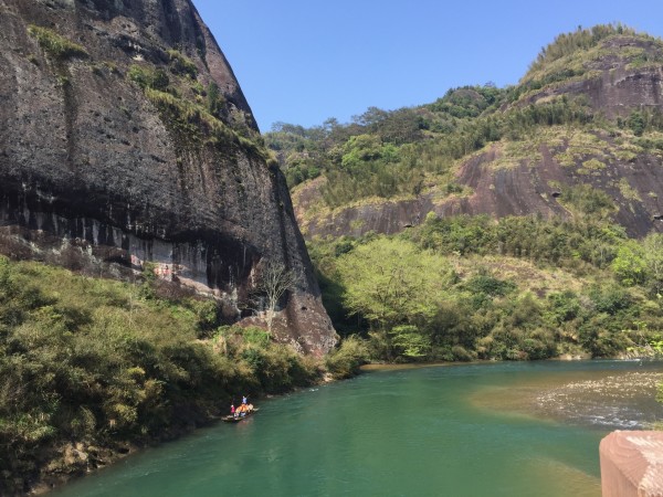 怎么看山上有没有泉水 wKgBZ1jqMvqAE0hAABe7zzyBDlE88.jpeg?imageView2%2F2%2Fw%2F600%2Fh%2F600%2Fq%2F90
