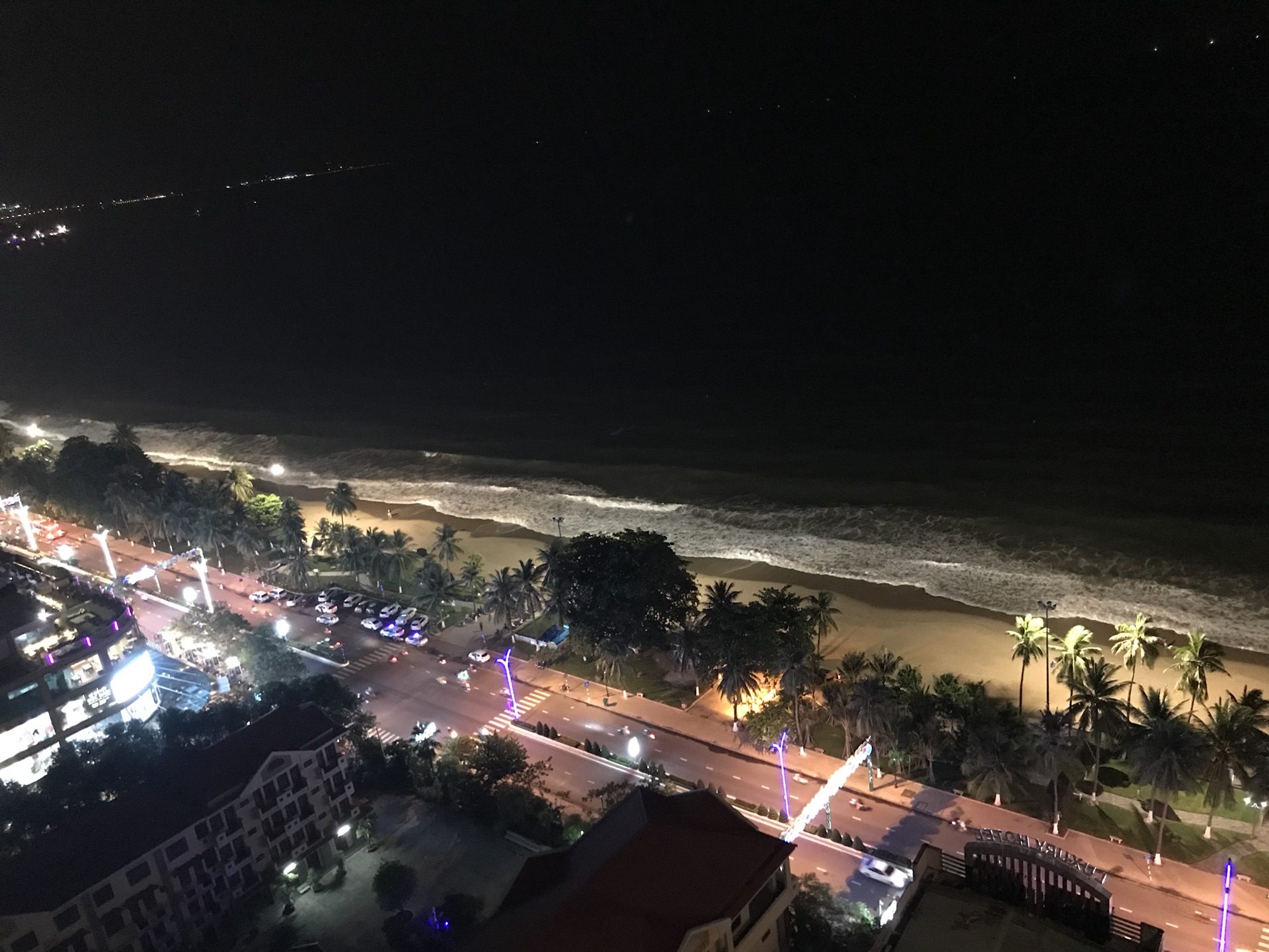 芽庄人均消费_越南芽庄图片(2)
