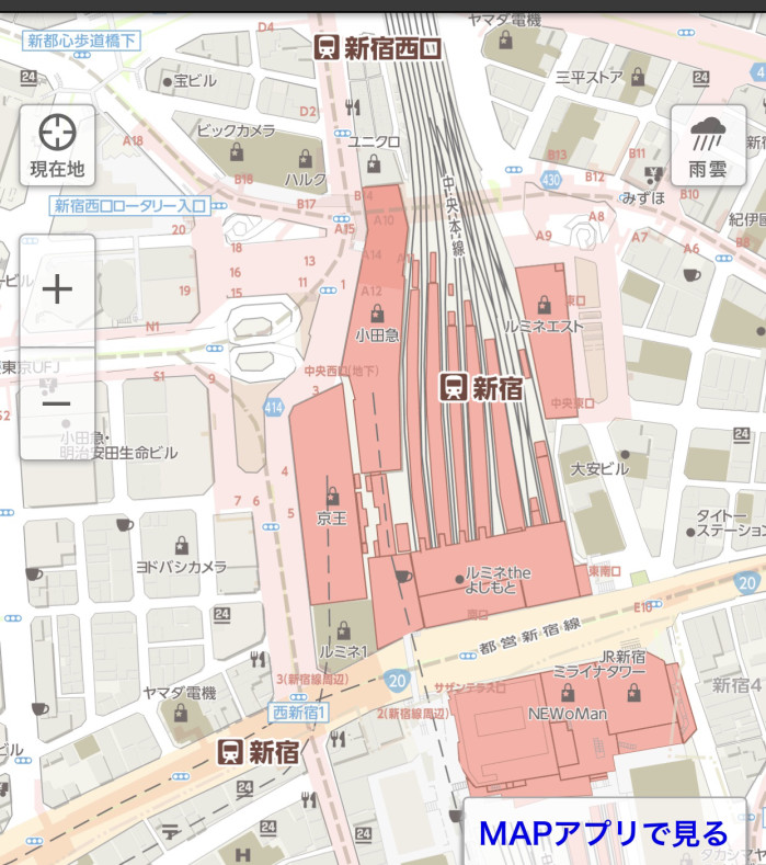 下图为新宿站的平面图.小田急在左上角,粉色的数字均为出口.