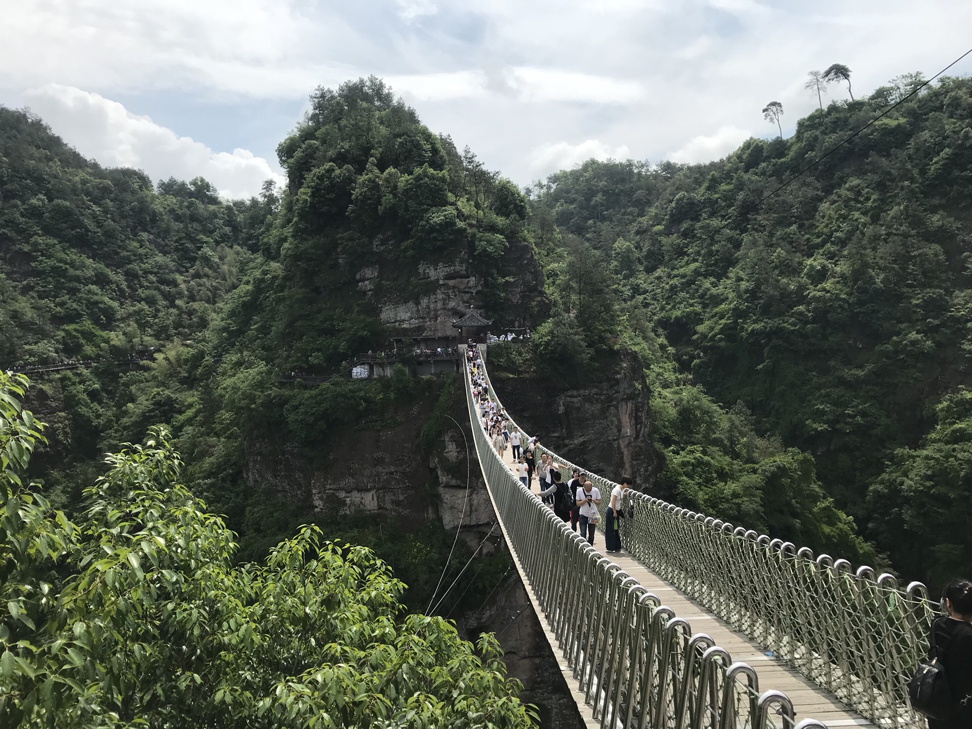 2018五一自驾游上海四明山穿岩十九峰大佛寺东白山