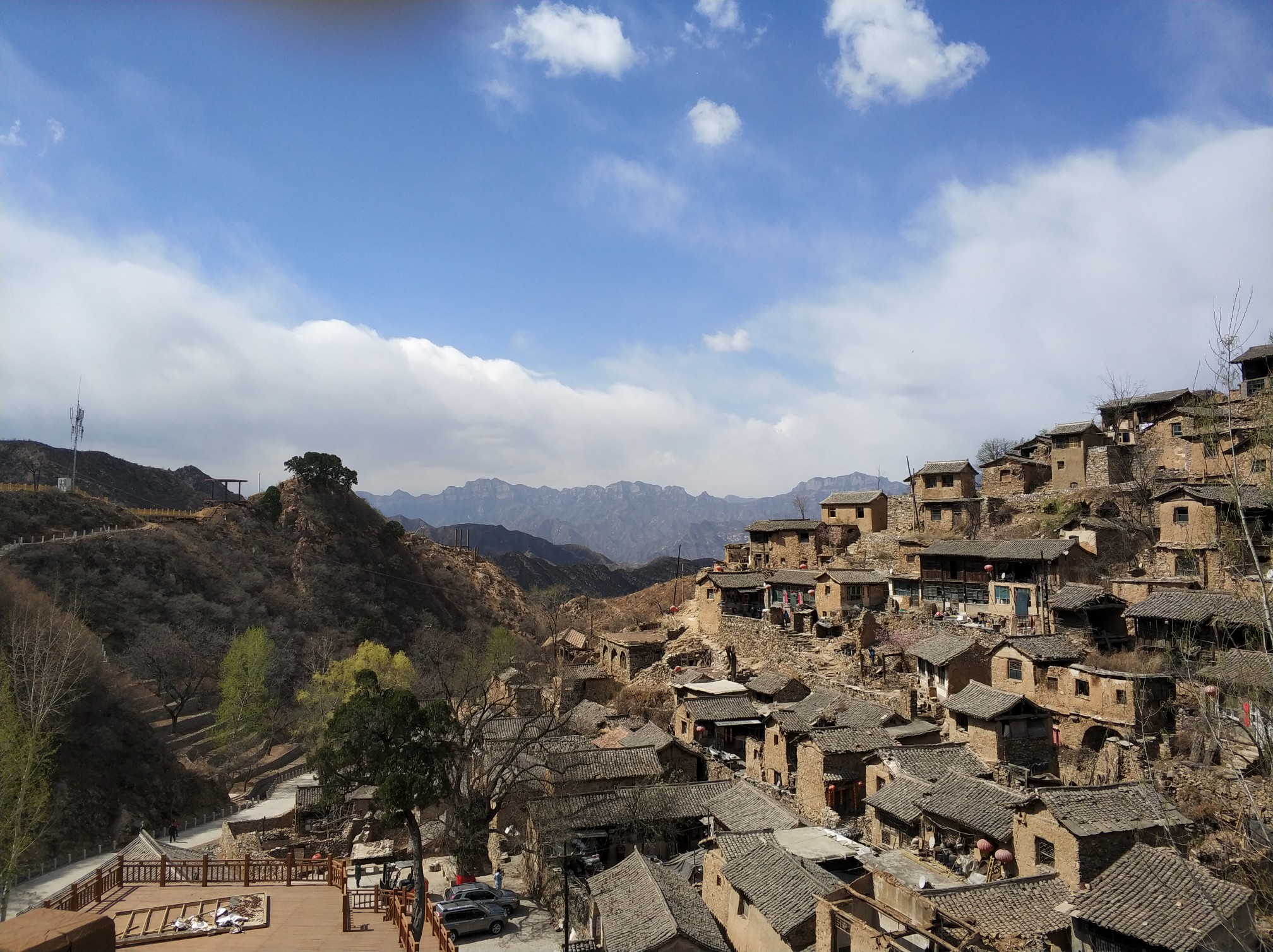 太行深山里的布达拉宫-大汖古村落.