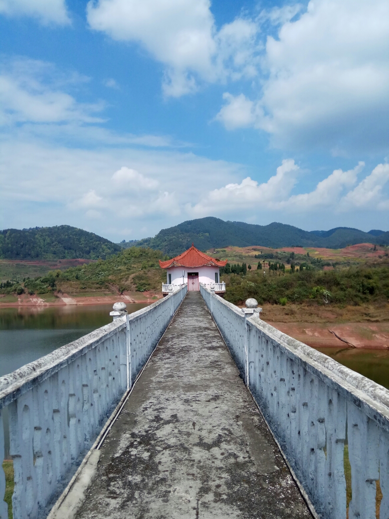 眉山丹棱踏青一日游(大雅堂,梅湾,幸福古村)