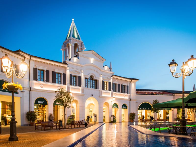 di piave直销中心,从威尼斯出发,抵达特隆凯托广场,前往人民动物园