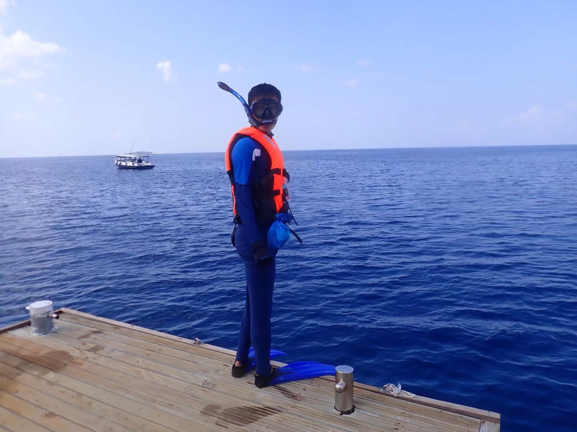 去马代浮潜必须要买潜水服吗?