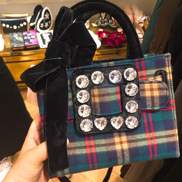 旅行箱包品牌对比与推荐 wKgBEFrW9hiAWYi4ACDH0mBv1KA84.jpeg?imageView2%2F2%2Fw%2F600%2Fh%2F600%2Fq%2F90