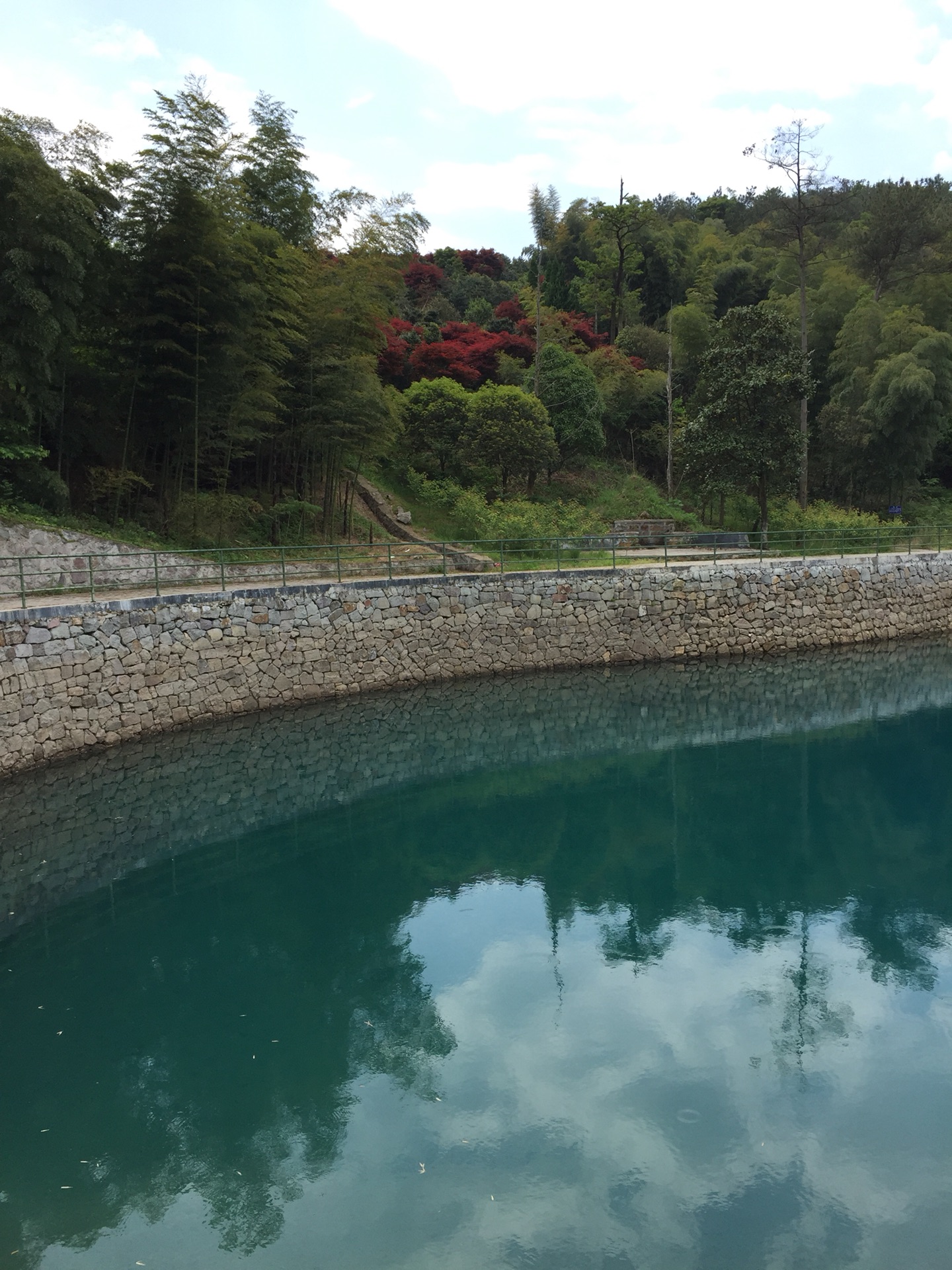 大山深处的小山村--三十六湾