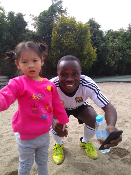 小黑家女儿 wKgED1wMAhGAKpLyAAuI1le1pi452.jpeg?imageView2%2F2%2Fw%2F600%2Fh%2F600%2Fq%2F90