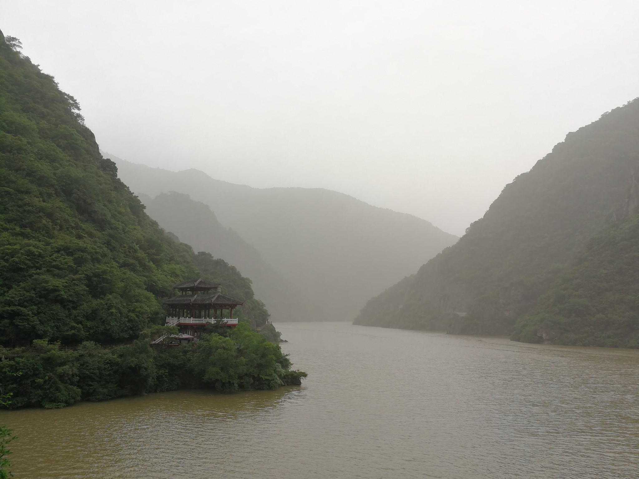 【汉中目前有疫情吗,2021受疫情影响汉中石门栈道景区暂时关闭】