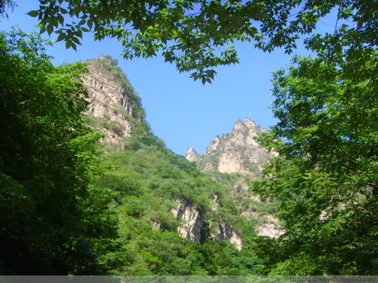 北京周边京郊自驾游/保定涞水县麻麻花的山坡/野三坡