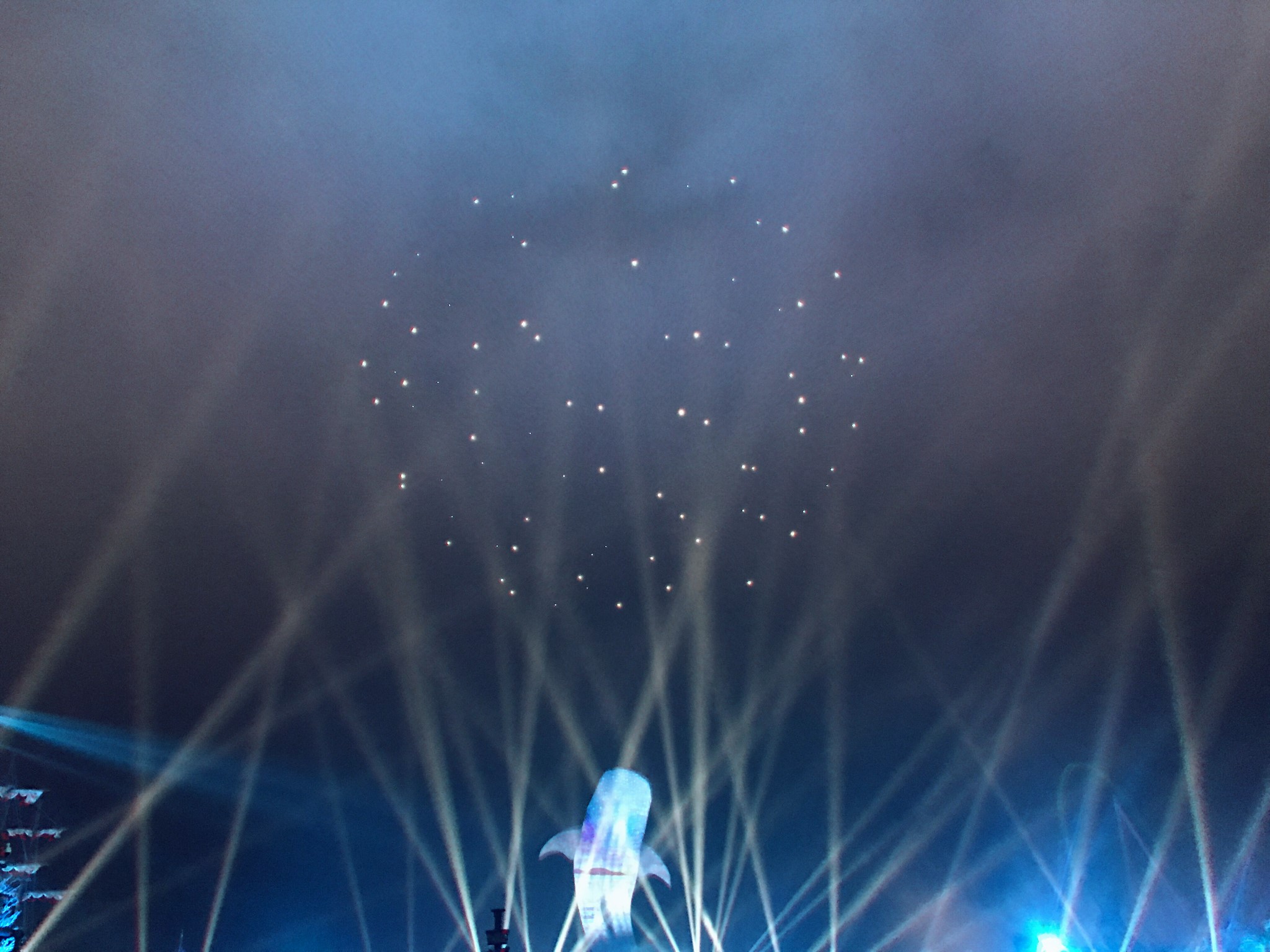 wKgEaVxmva-AaeG8AAd9f4vvuQI19.jpeg?imageView2%2F2%2Fw%2F600%2Fh%2F600%2Fq%2F90