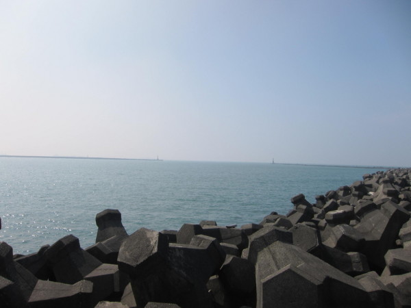 印象中的大海是什么样子 cnHhjE9R25z3VCu6AAGVgutFAjE78.jpeg?imageView2%2F2%2Fw%2F600%2Fh%2F600%2Fq%2F90