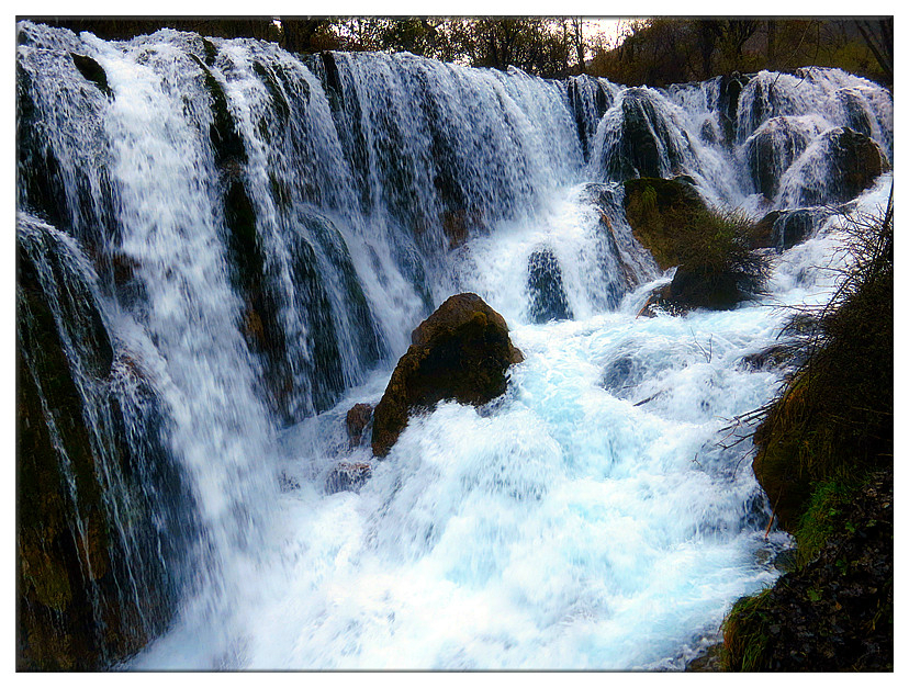 wKgB3FCWgH6AdpslAArgyEV5y-Y37.jpeg?imageView2%2F2%2Fw%2F600%2Fq%2F90%7CimageMogr2%2Fstrip%2Fquality%2F90