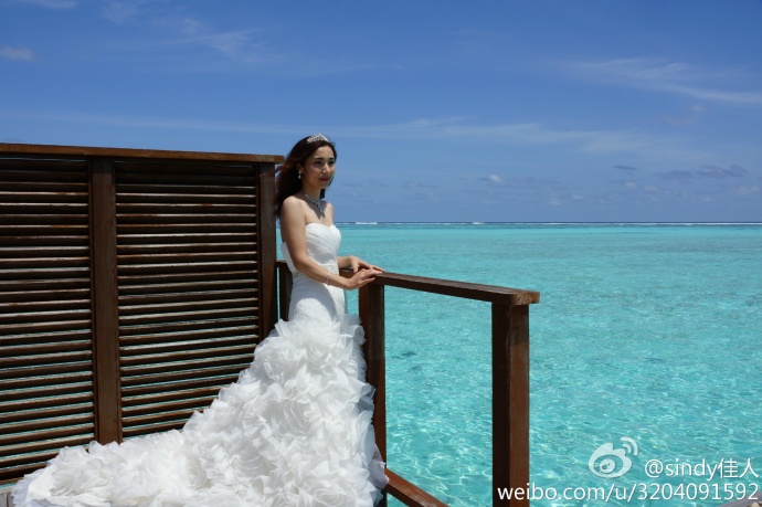 代斯婚纱照_婚纱照风格(3)