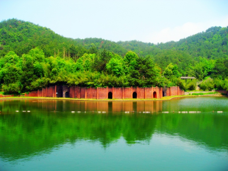 安吉中南百草原景区