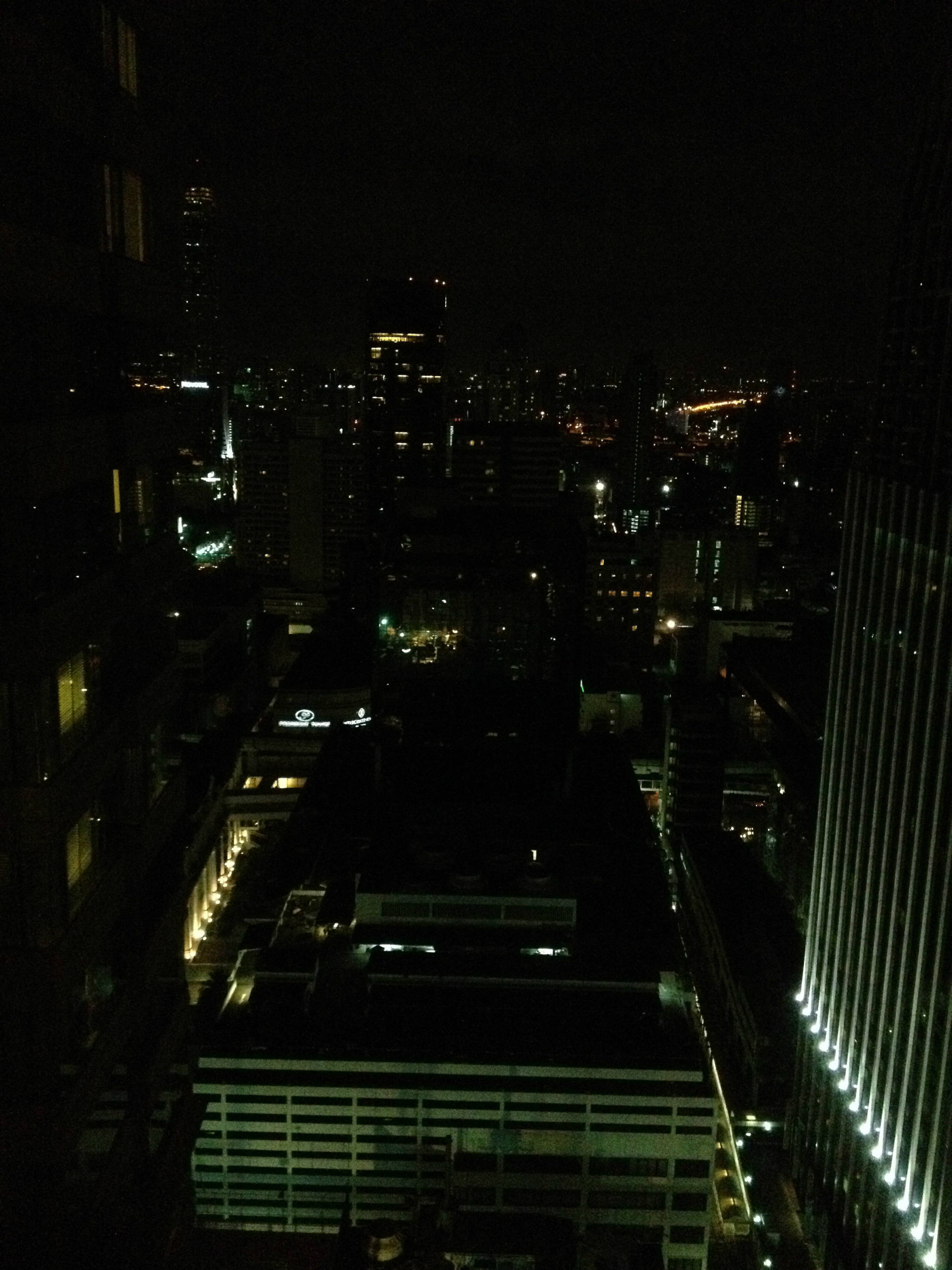 最后来一发窗外的夜景  晚安,曼谷