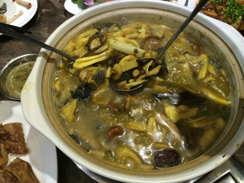 云南不只有美食,说说云南各地的特色社群-米线马蜂分享美食图片