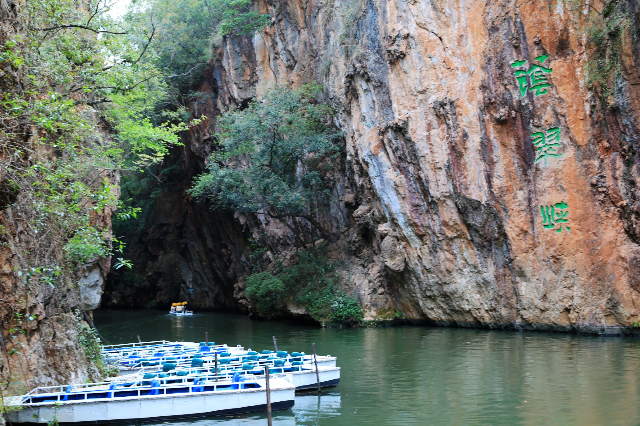 wKgBpVVilXyAGJsFAA-GyhN163068.jpeg?imageView2%2F2%2Fw%2F600%2Fq%2F50