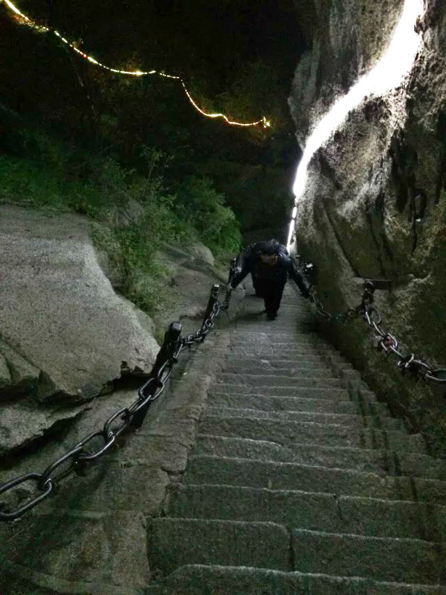 爬泰山要多长时间