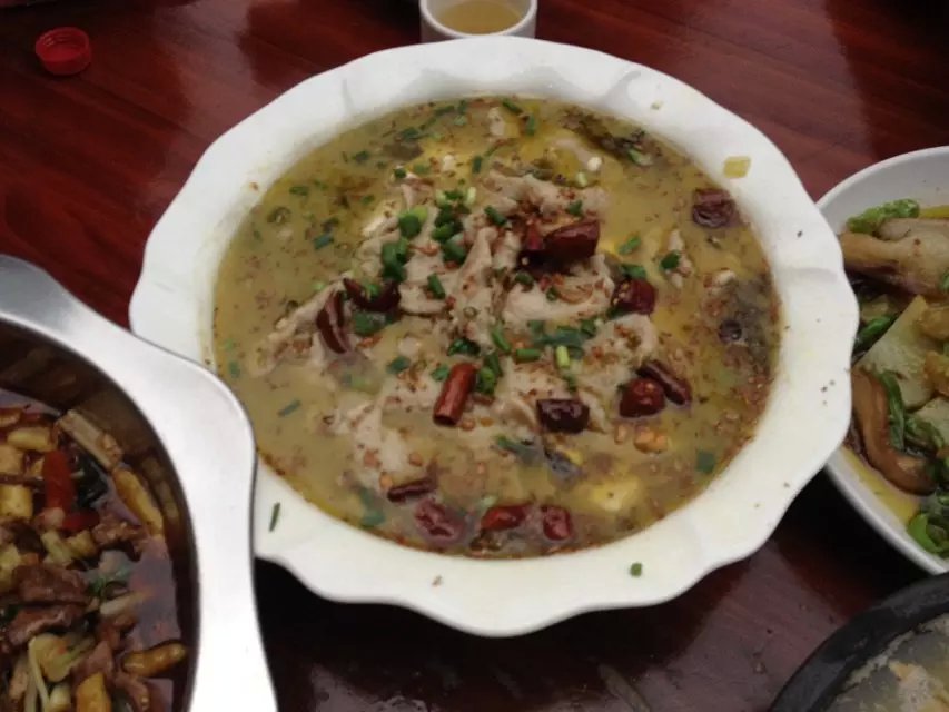 wKgBpVVIcayASIKOAAElbAzix-E86.jpeg?imageView2%2F2%2Fw%2F600%2Fh%2F600%2Fq%2F90