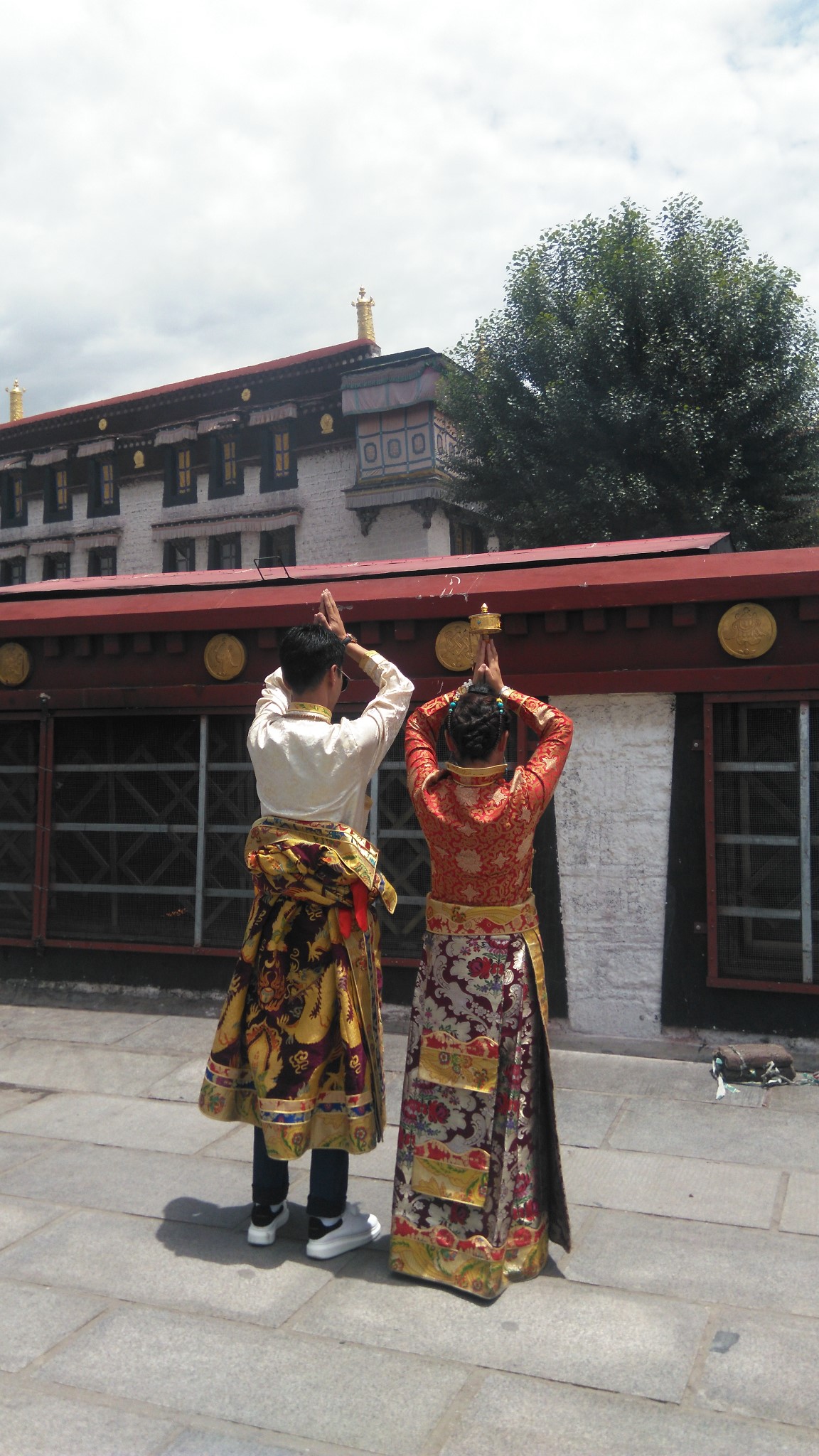 大昭寺婚纱照_大昭寺佛像图片