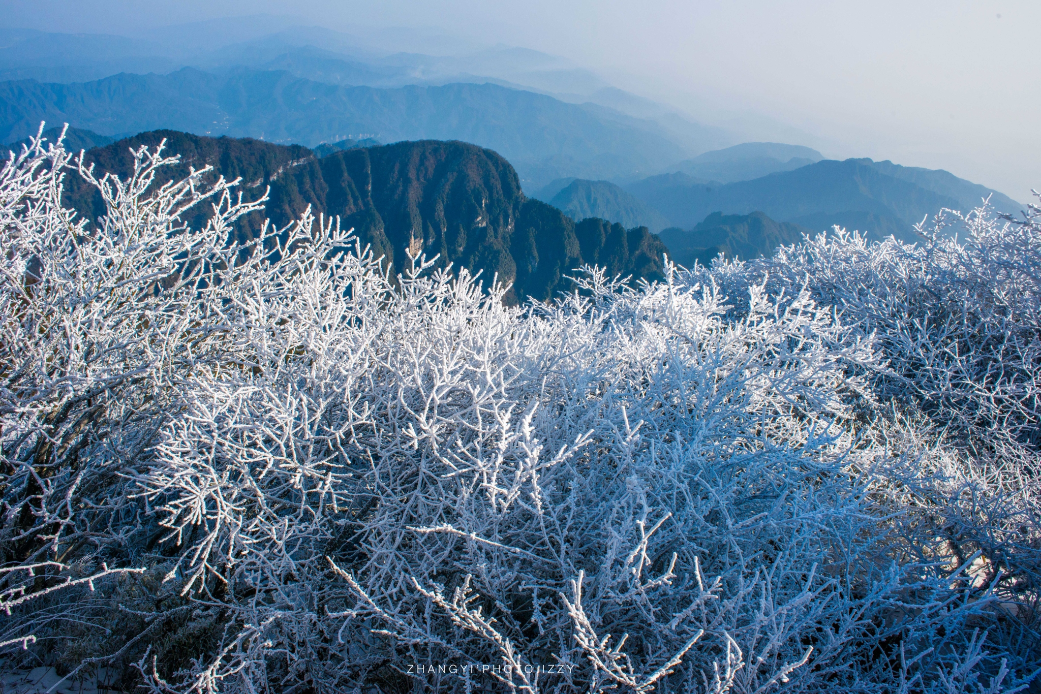 峨眉山市有多少人口_国庆临近 峨眉山率先开启金秋朝圣之旅