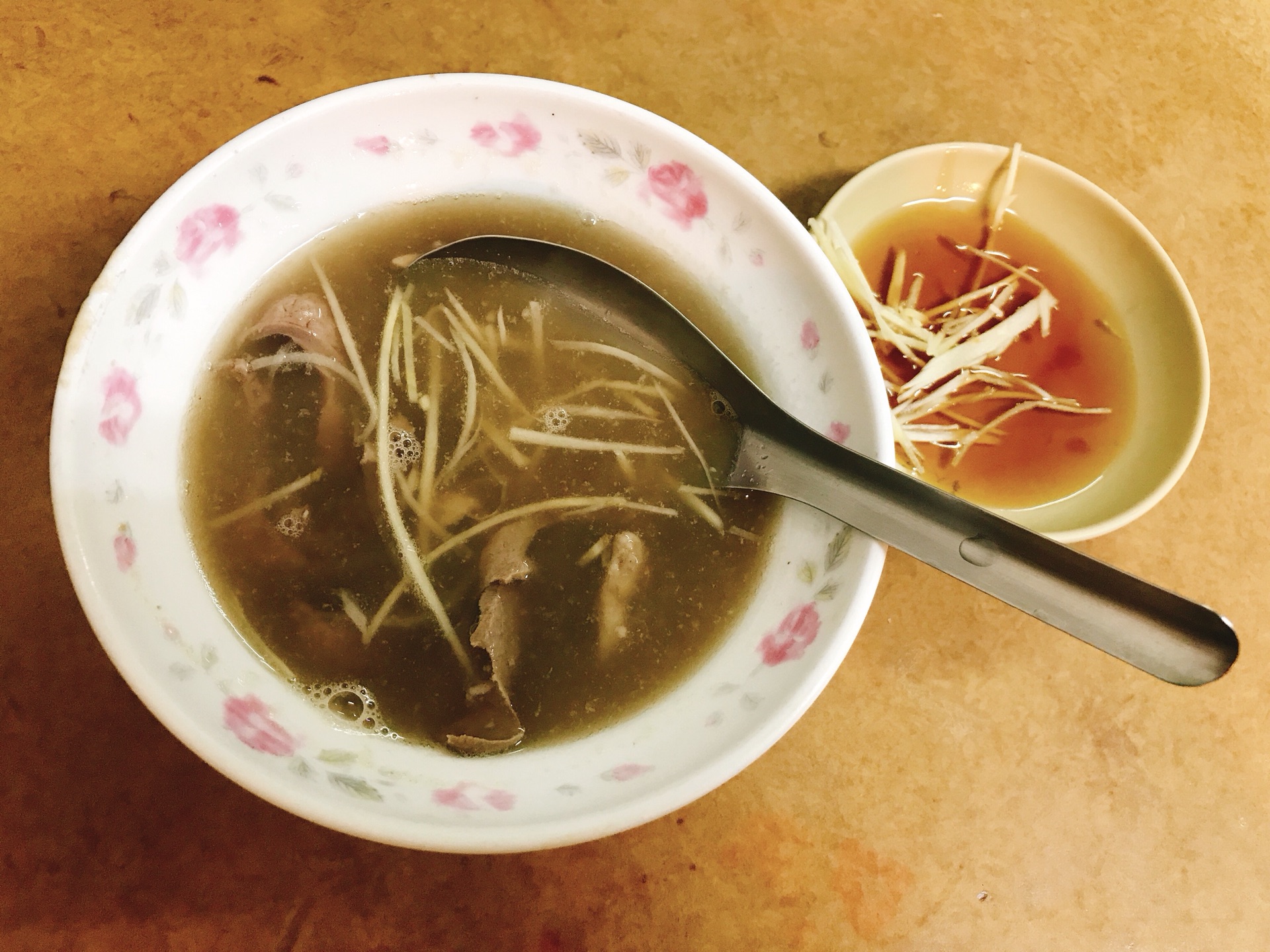 台南人口音_台南校花方唯真走红(3)