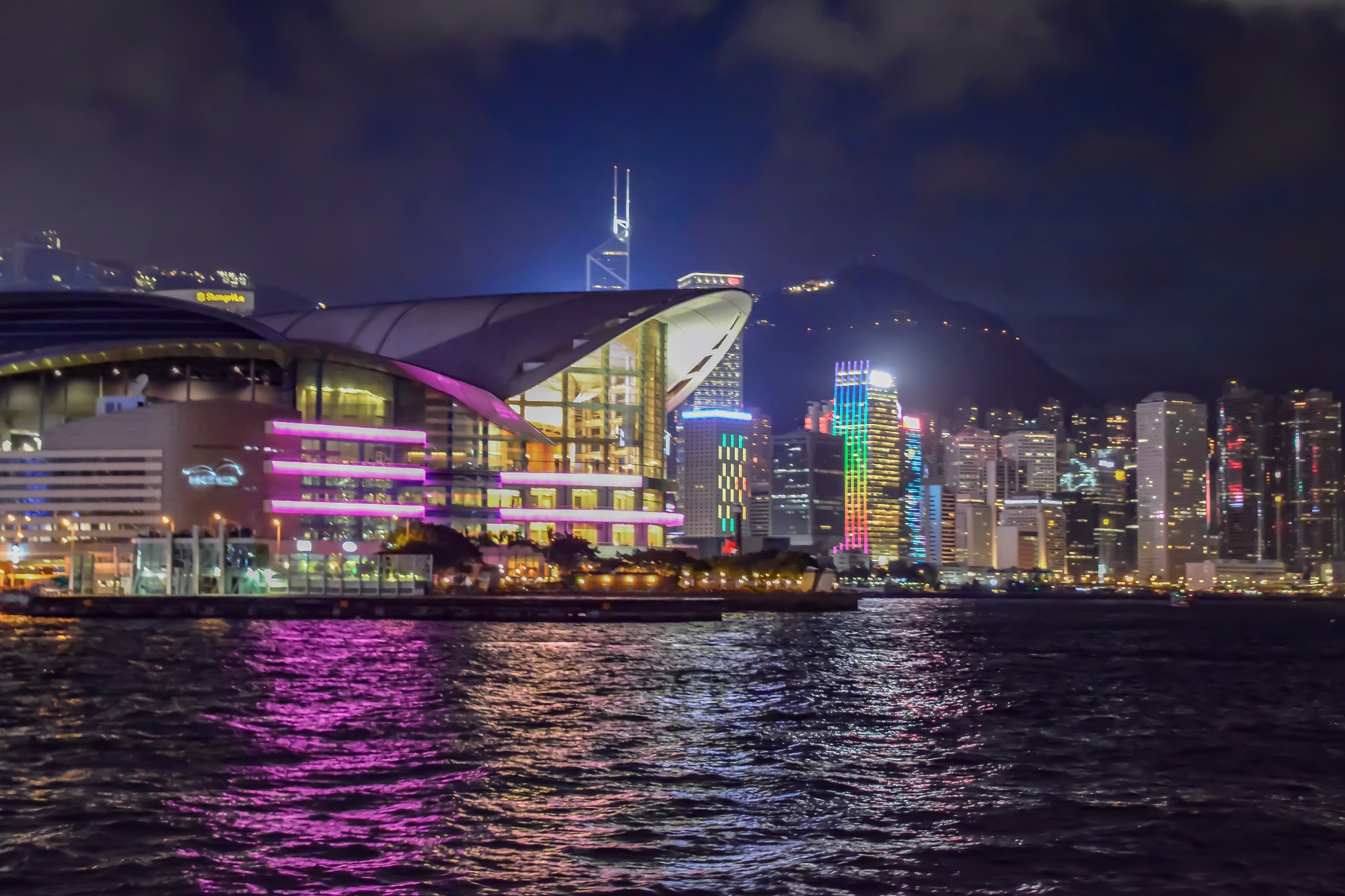 香港夜景 金紫荆广场图片