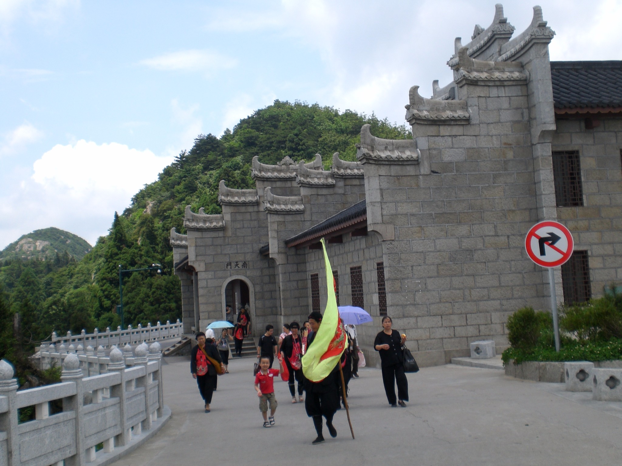 比什么皆什么成语_成语故事简笔画(3)