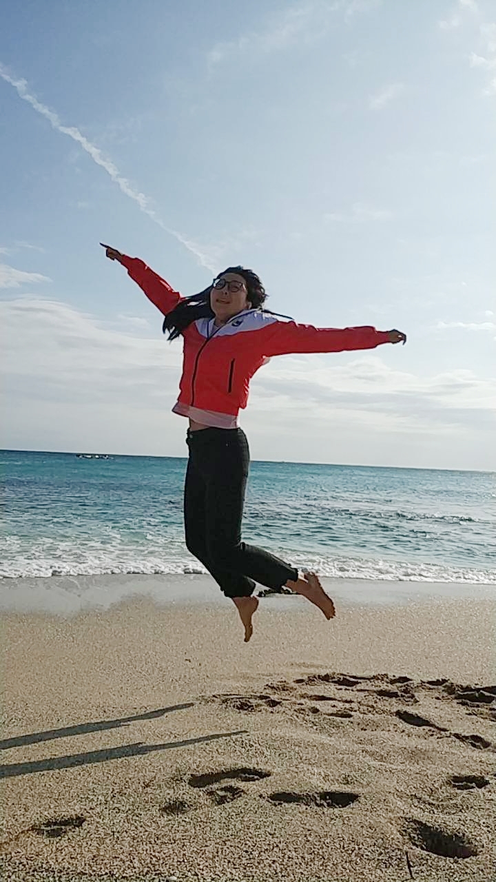 7月底带一家老小去台湾,9个晚上,高雄的飞机,准