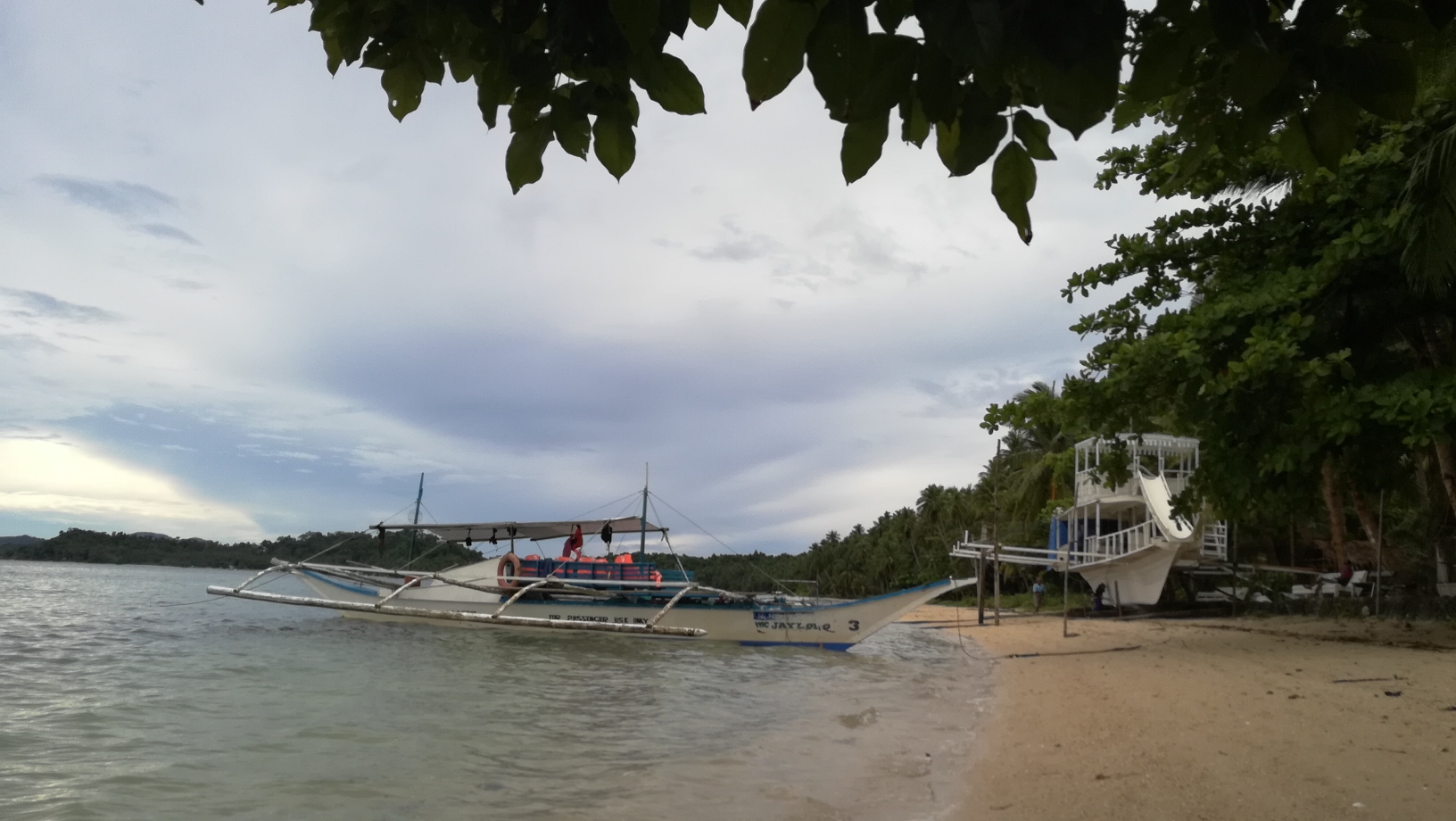 回复游记:菲律宾巴拉望群岛巴顿港(port barton)toura. tourb.