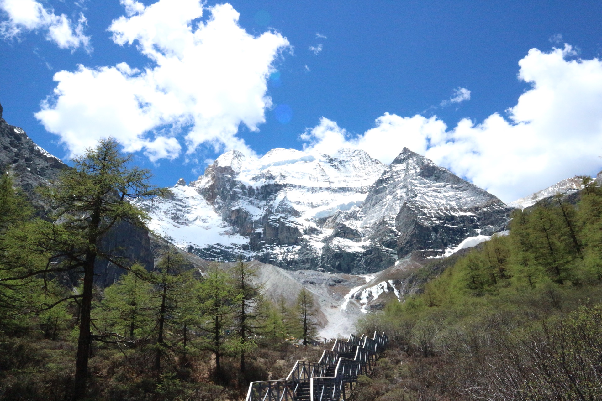 香格里拉——亞丁——色達——成都圖片107,雲南旅遊景點,風景名 