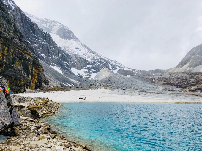 亚丁稻城旅游攻略 一个人 wKgBEFsNF4WAD0UwABAE9oVsWOw26.jpeg?imageView2%2F2%2Fw%2F680%2Fq%2F90%7CimageMogr2%2Fstrip%2Fquality%2F90