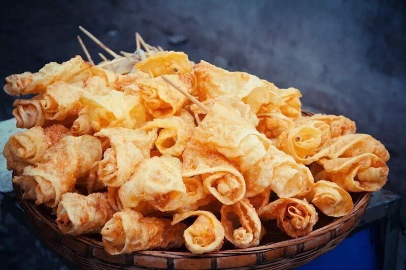 大理有哪些特色小吃大理小吃都是虫子做的吗大理特色美食推荐