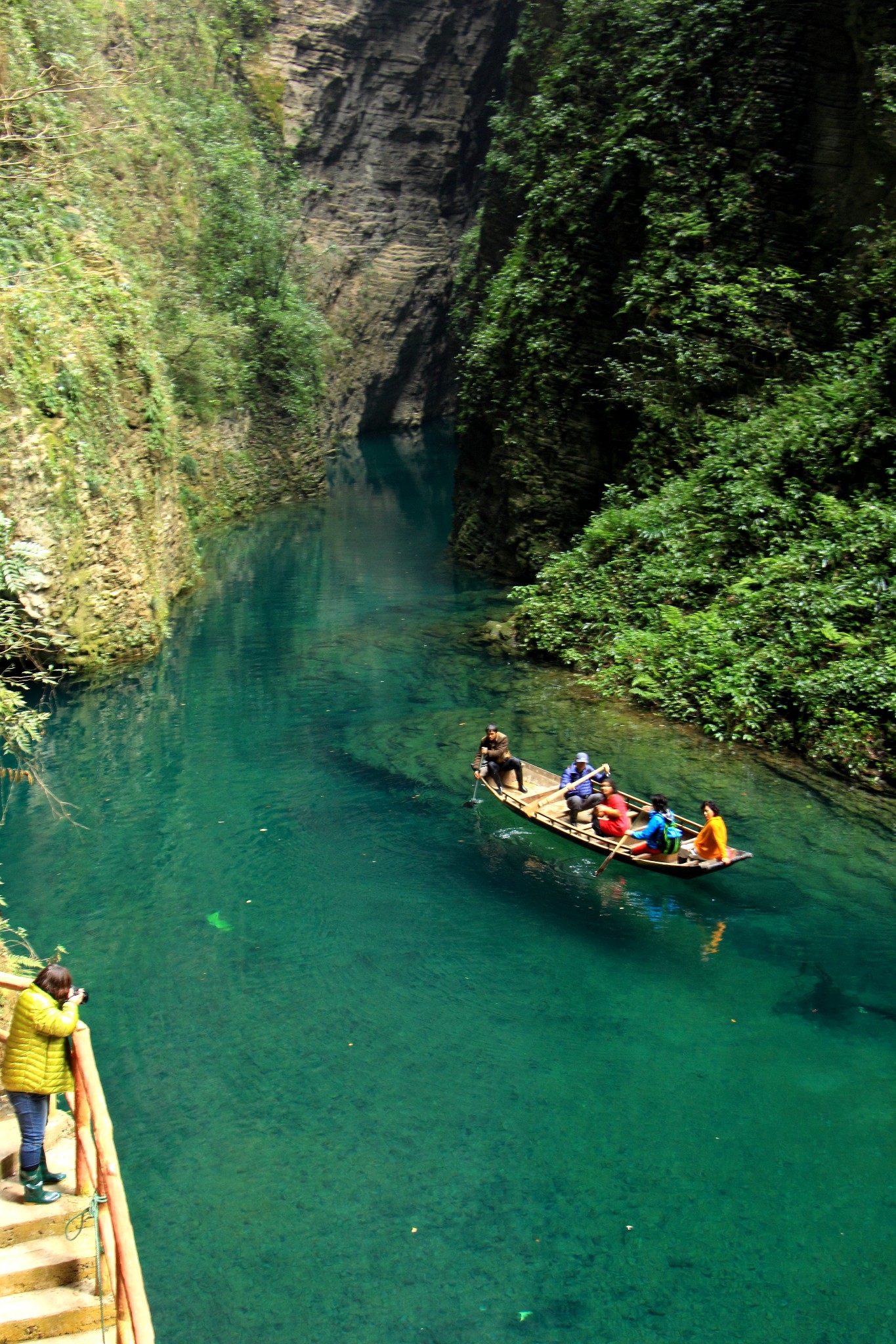 恩施鹤峰县屏山村躲避峡