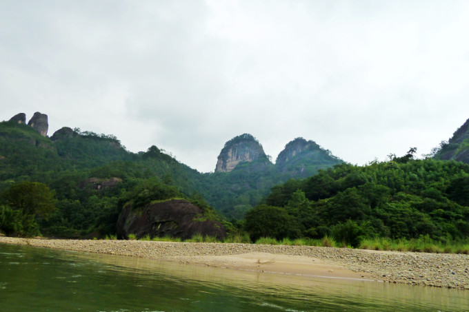 杭州的山是什么山 wKgBs1eSJKeAbuyCAAUNBCYol7Q12.jpeg?imageView2%2F2%2Fw%2F680%2Fq%2F90%7CimageMogr2%2Fstrip%2Fquality%2F90