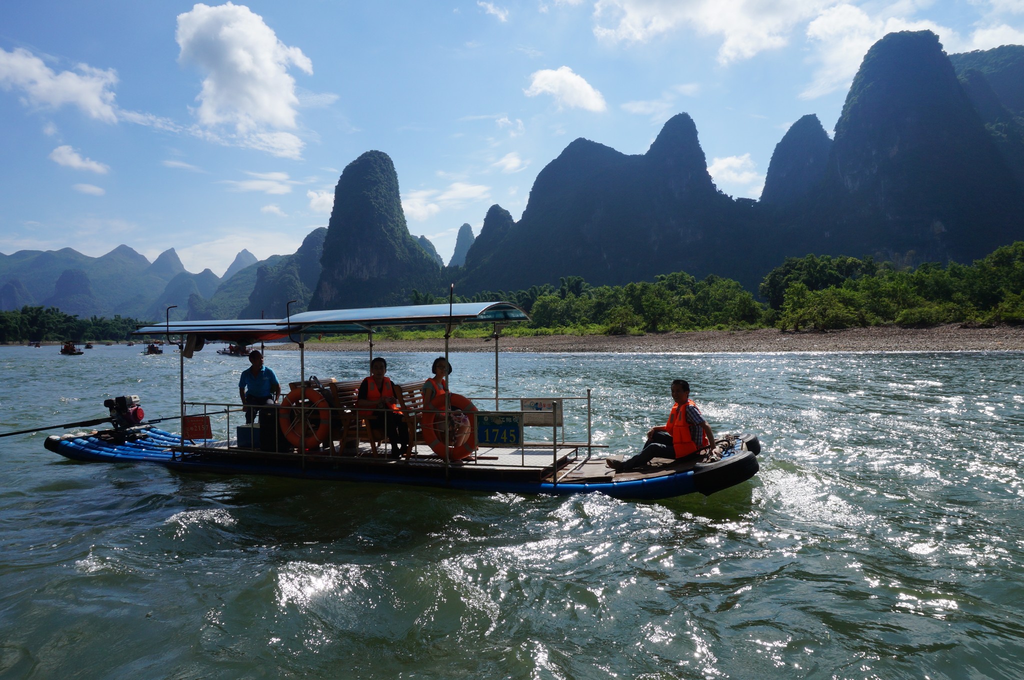  Guilin Li River Raft Tour